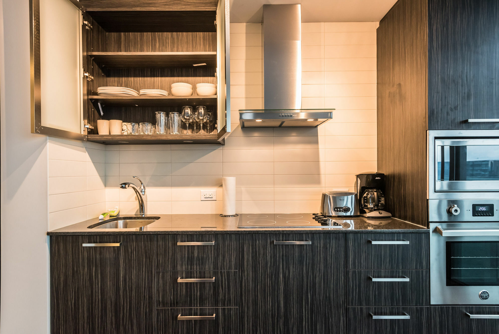 Downtown Luxury Lakeview Condo โตรอนโต ภายนอก รูปภาพ